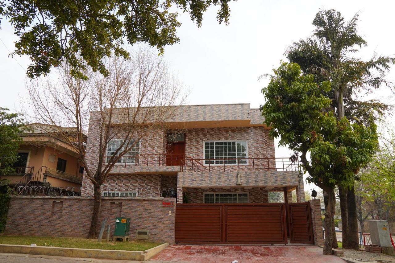 Bed and Breakfast Grand Royal Islamabad Zewnętrze zdjęcie