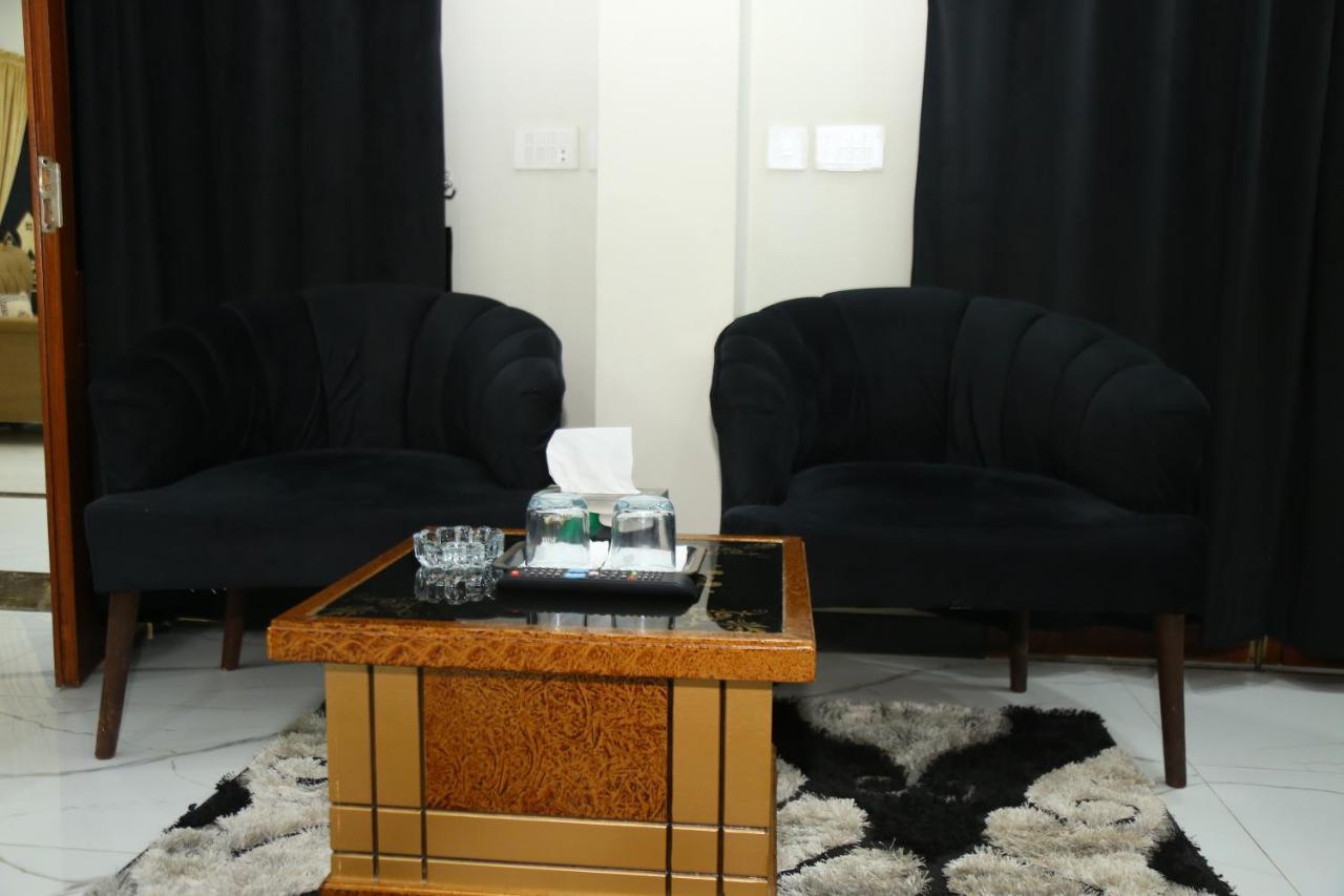 Bed and Breakfast Grand Royal Islamabad Zewnętrze zdjęcie
