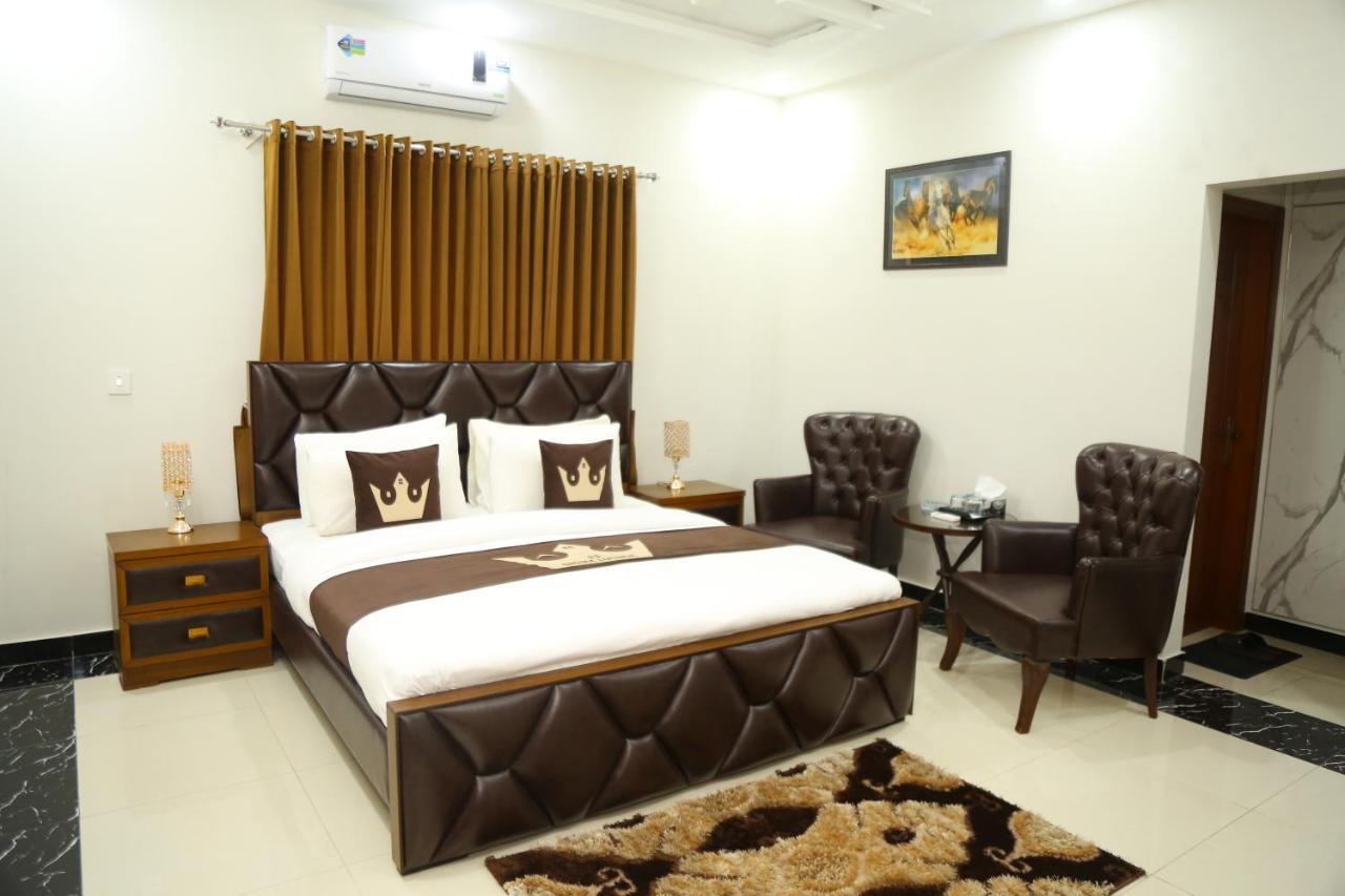 Bed and Breakfast Grand Royal Islamabad Zewnętrze zdjęcie