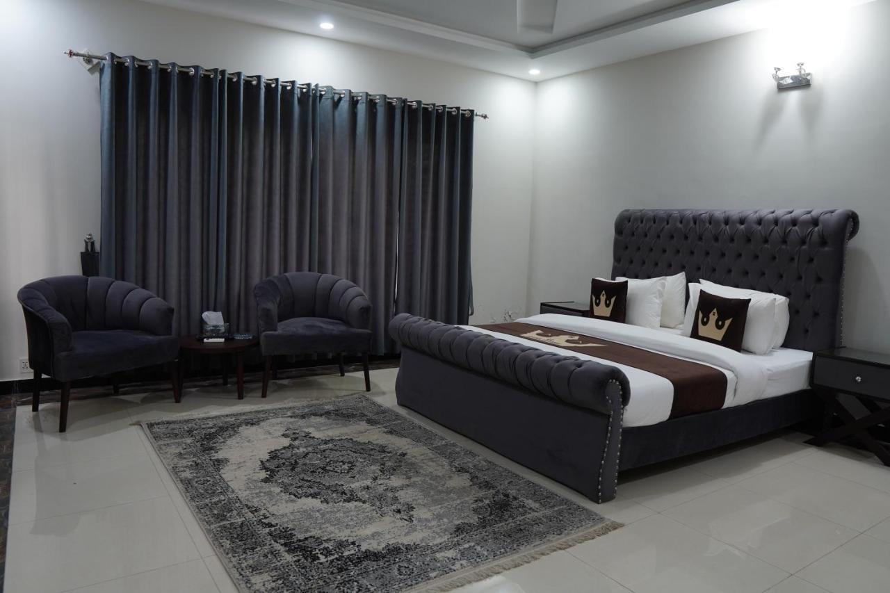 Bed and Breakfast Grand Royal Islamabad Zewnętrze zdjęcie