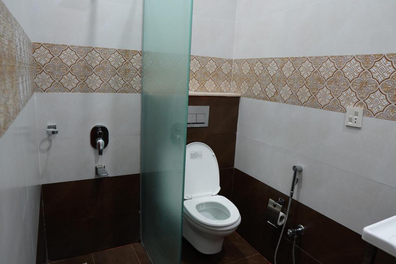 Bed and Breakfast Grand Royal Islamabad Zewnętrze zdjęcie