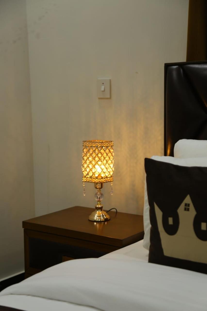 Bed and Breakfast Grand Royal Islamabad Zewnętrze zdjęcie