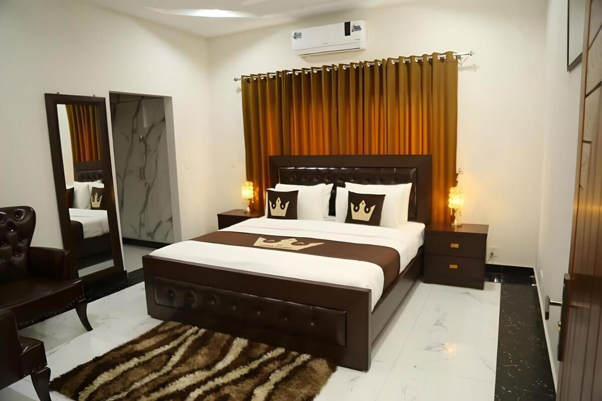 Bed and Breakfast Grand Royal Islamabad Zewnętrze zdjęcie
